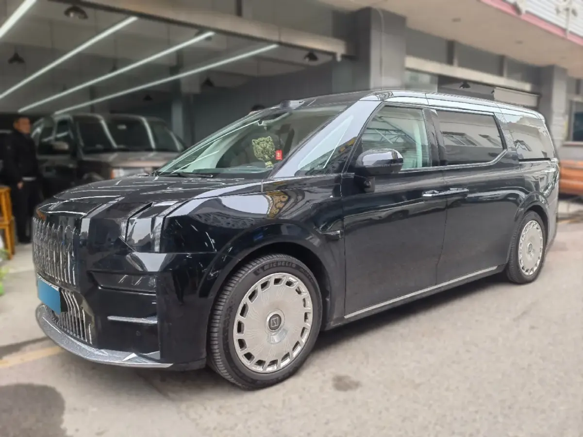 2024 Zeekr 009 BEV 108KWH