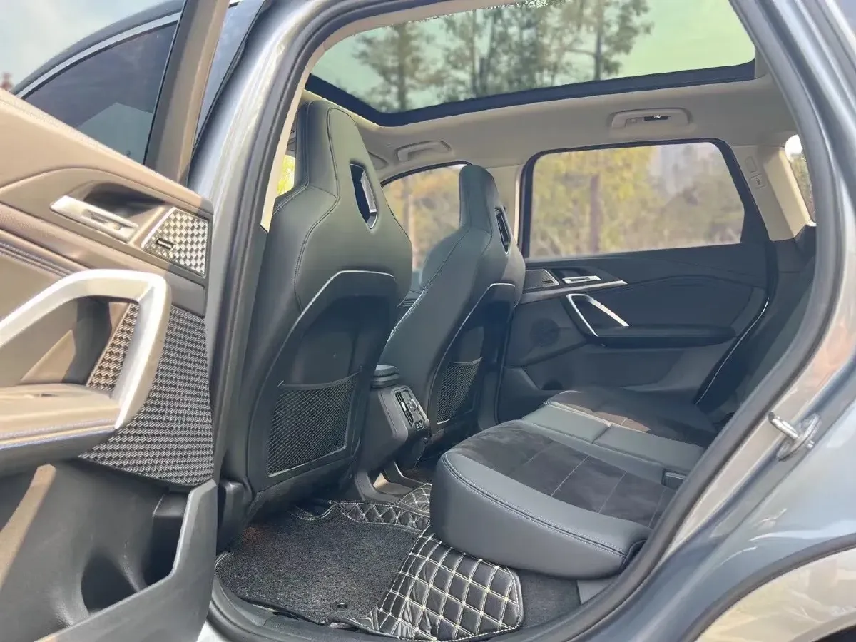 2023 BMW iX1 BEV 66.45KWH,autocango,china used car exporter,china ev exporter,chinese used car exporter,chinese used ev exporter