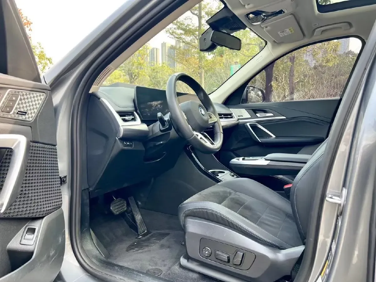 2023 BMW iX1 BEV 66.45KWH,autocango,china used car exporter,china ev exporter,chinese used car exporter,chinese used ev exporter