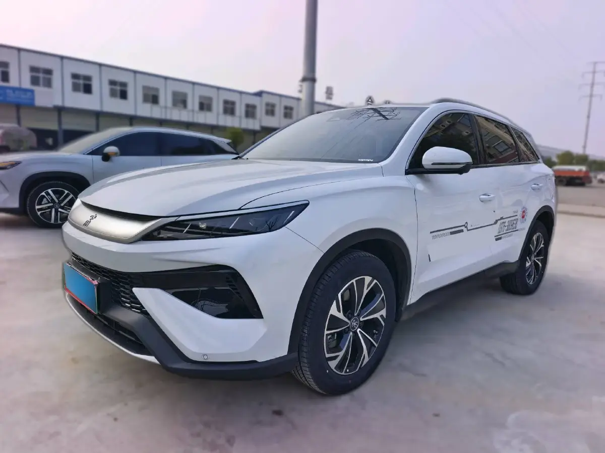 2024 BYD Song Pro 1.5L 110HP L4 E-CVT PHEV 18.3KWH