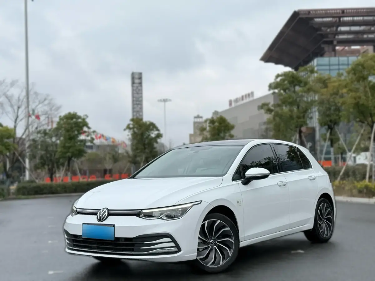 2021 Volkswagen Golf 1.4T 150HP L4 7DCT