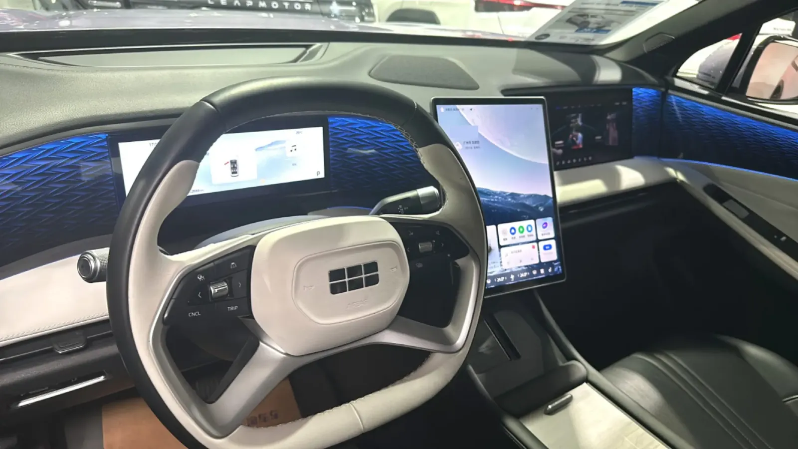 2023 Geely Galaxy L7 1.5T 163HP L4 3DHT PHEV 18.7KWH,autocango,china used car exporter,china ev exporter,chinese used car exporter,chinese used ev exporter