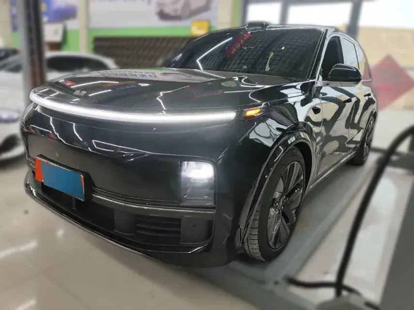 2023 Li L9 Range Extended 154HP REEV 42.6KWH