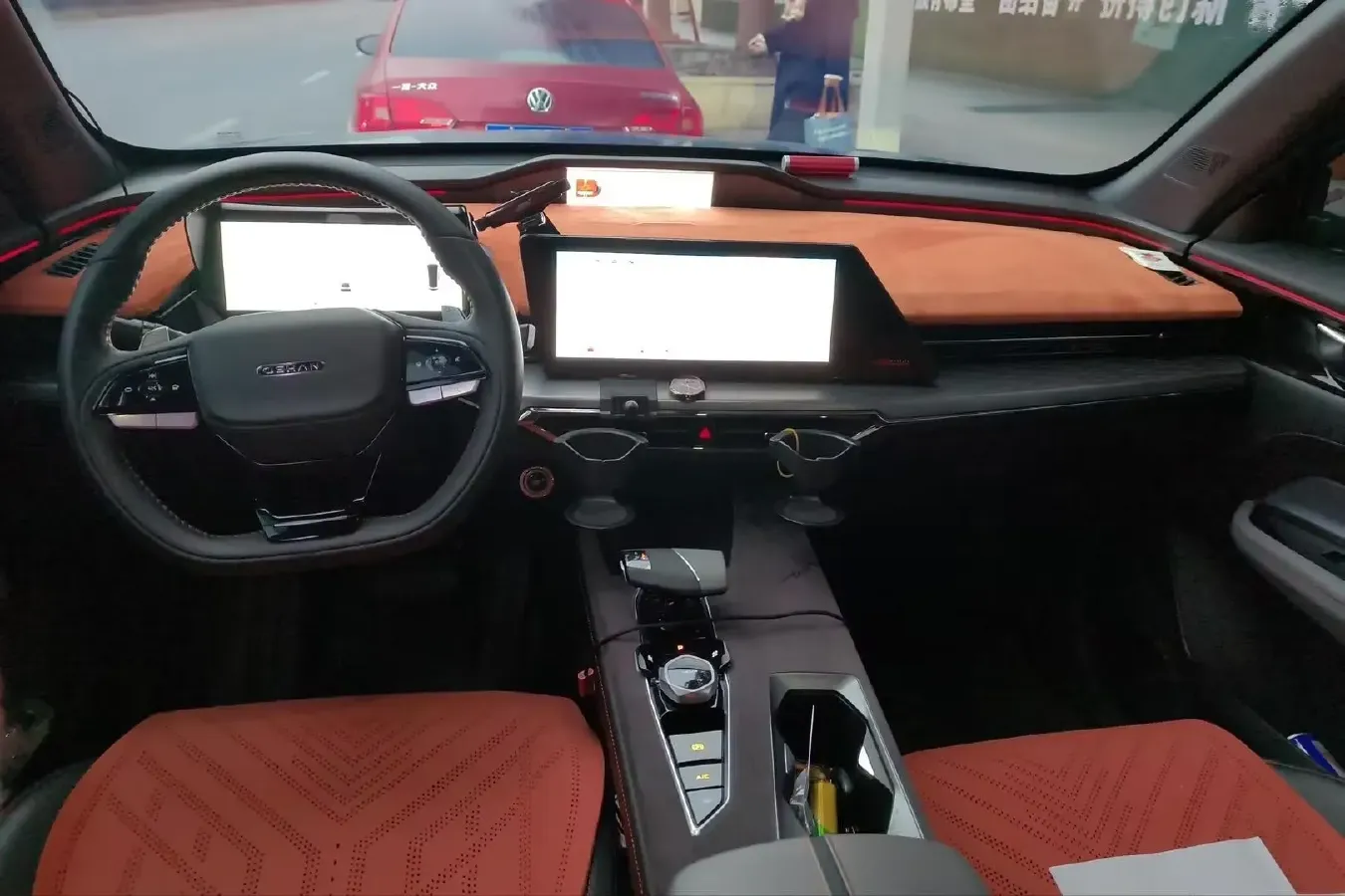 2023 ChangAn Oshan Z6 1.5T 170HP L4 6TCT PHEV 28.4KWH,autocango,china used car exporter,china ev exporter,chinese used car exporter,chinese used ev exporter