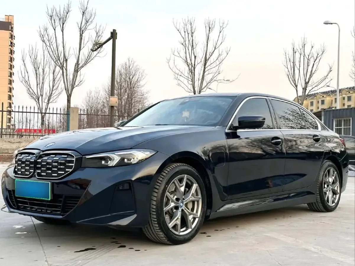 2022 BMW i3 BEV 70KWH