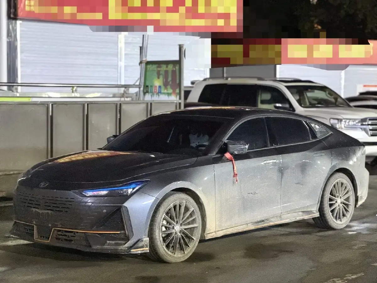 2022 ChangAn UNI-V 1.5T 188HP L4 7DCT