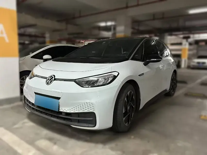 2023 Volkswagen ID.3 BEV 52.8KWH