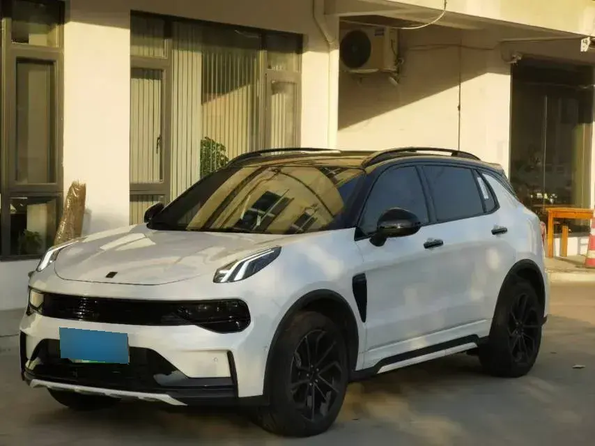 2023 LYNK&CO 01 New Energy 1.5T 150HP L3 3DHT PHEV 17.7KWH