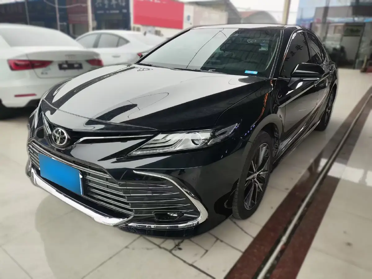 2023 Toyota Camry 2.5L 207HP L4 8AT