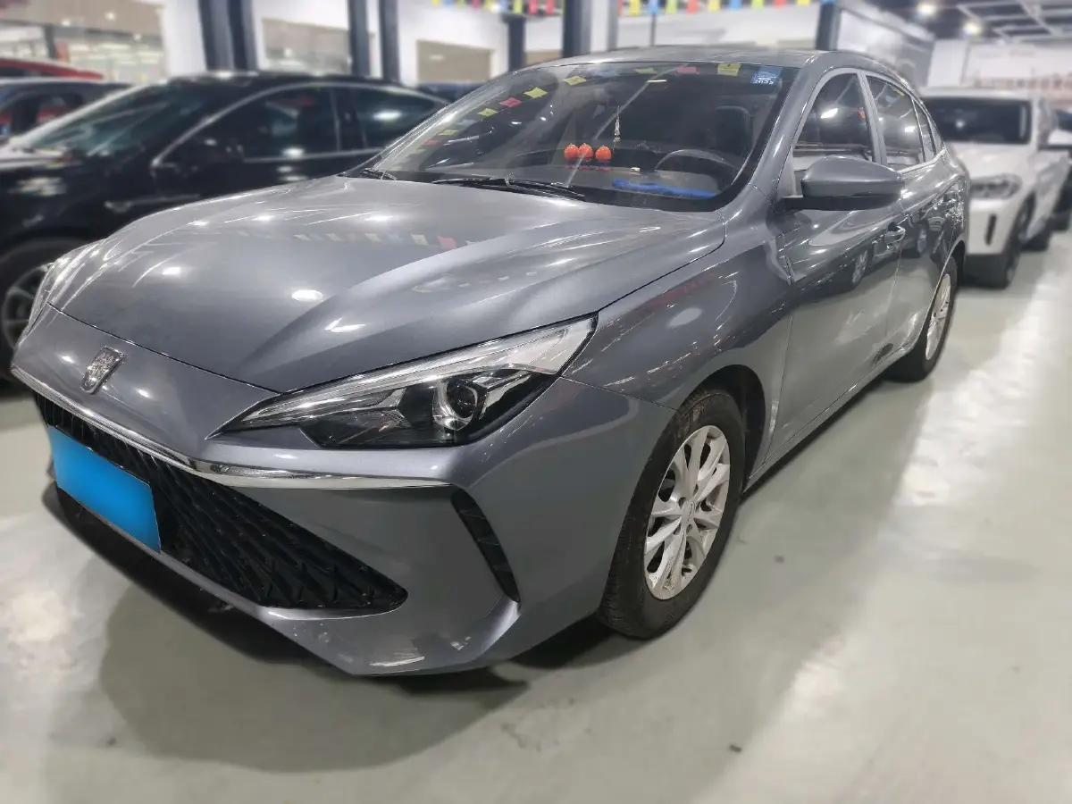 2023 Roewe i5 1.5L 129HP L4 5MT