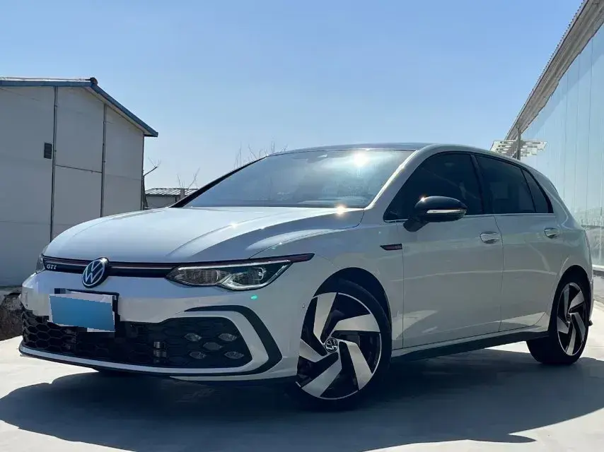 2021 Volkswagen GolfGTI 2.0T 220HP L4 7DCT