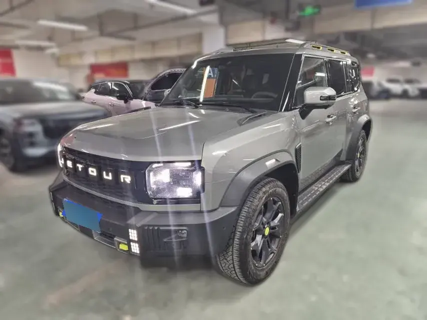 2023 Jetour Traveller 2.0T 254HP L4 7DCT