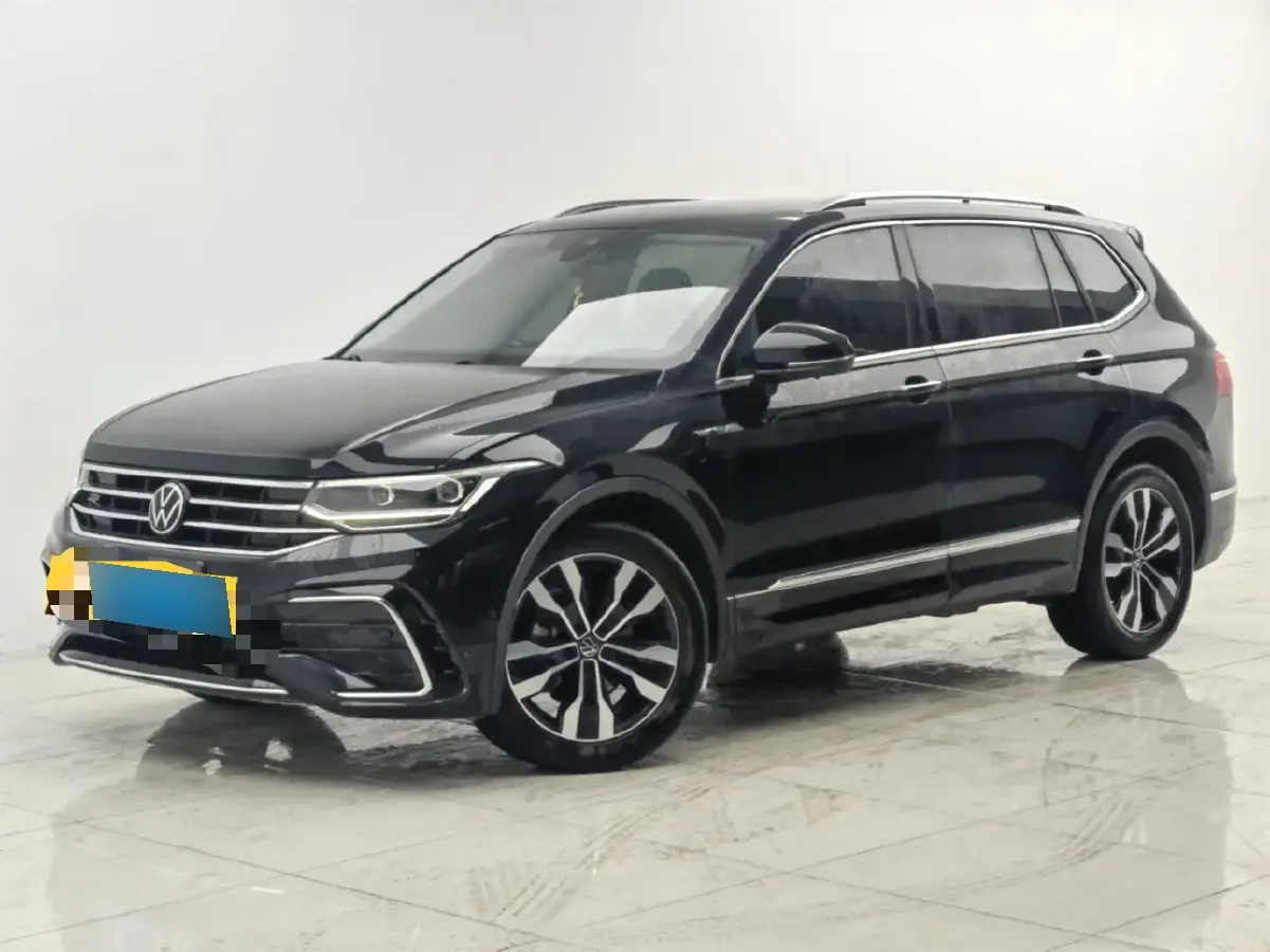 2023 Volkswagen Tiguan L 2.0T 186HP L4 7DCT