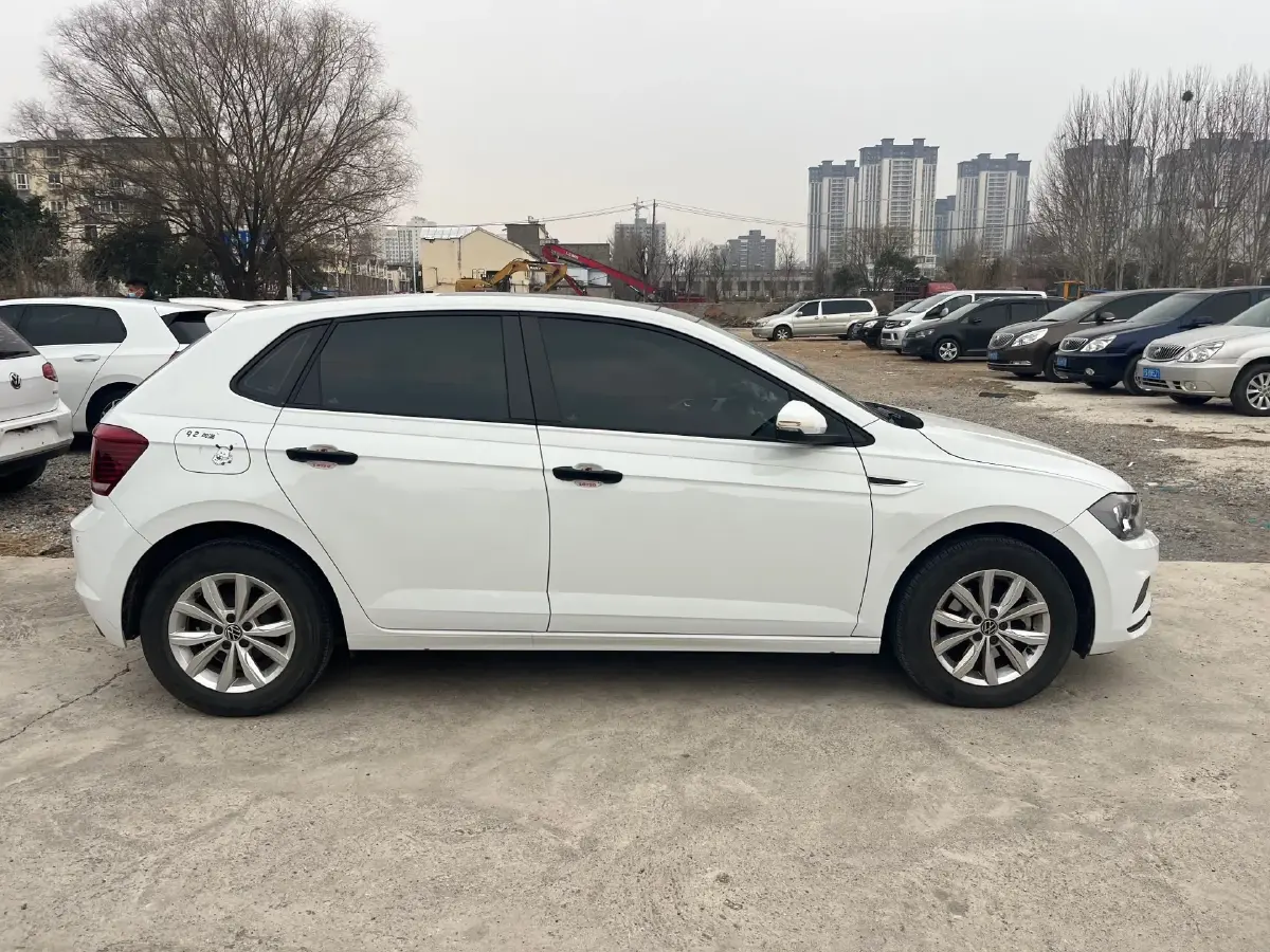 2023 Volkswagen Polo 1.5L 110HP L4 6AT