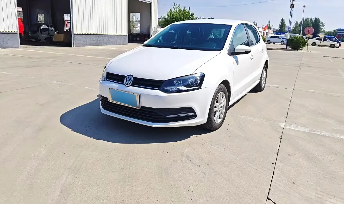 2018 Volkswagen Polo 1.5L 110HP L4 6AT 2018 Volkswagen Polo 1.5L 110HP L4 6AT