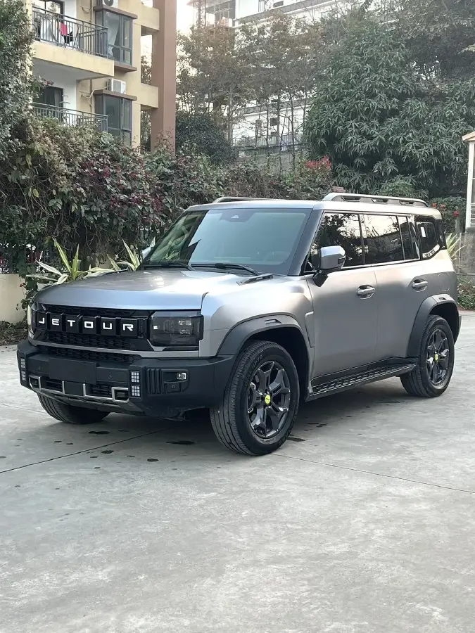 2023 Jetour Traveller 2.0T 254HP L4 8AT