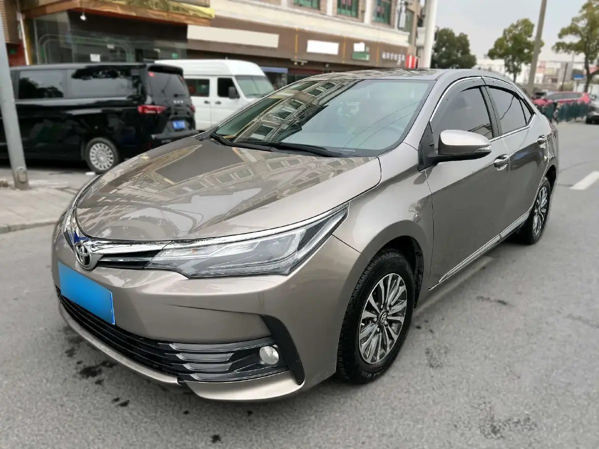 2018 Toyota Corolla 1.2T 116HP L4 CVT