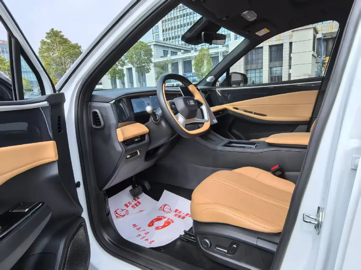 2023 Geely Galaxy L7 1.5T 163HP L4 3DHT PHEV 18.7KWH,autocango,china used car exporter,china ev exporter,chinese used car exporter,chinese used ev exporter