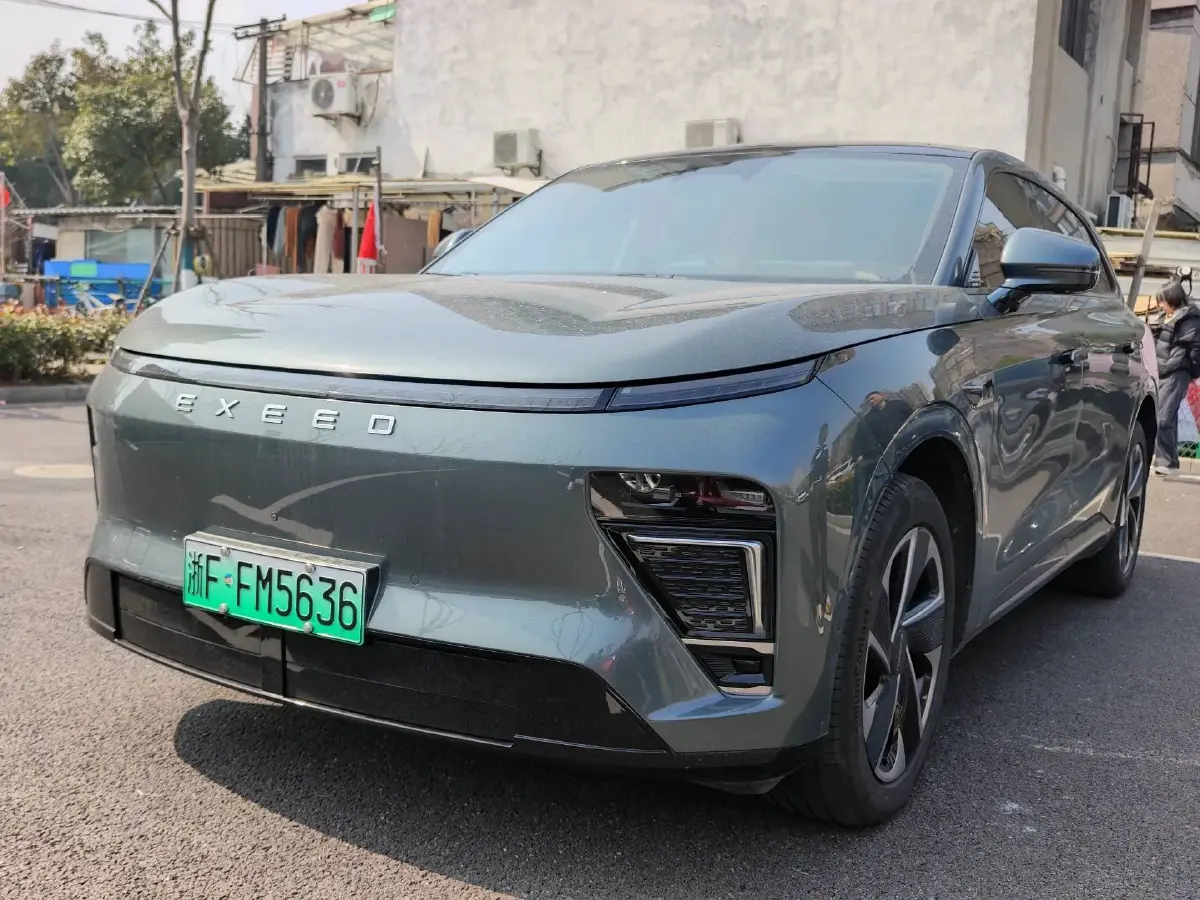 2024 Exceed Sterra ET 1.5T 156HP L4 REEV 32KWH