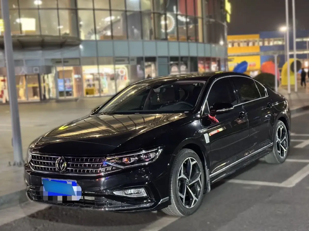 2024 Volkswagen Magotan 2.0T 186HP L4 7DCT