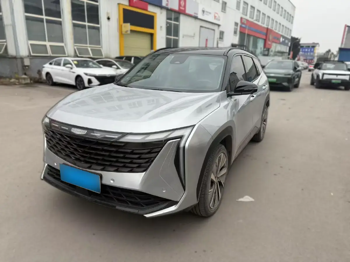 2023 Geely StarRay 1.5T 181HP L4 7DCT