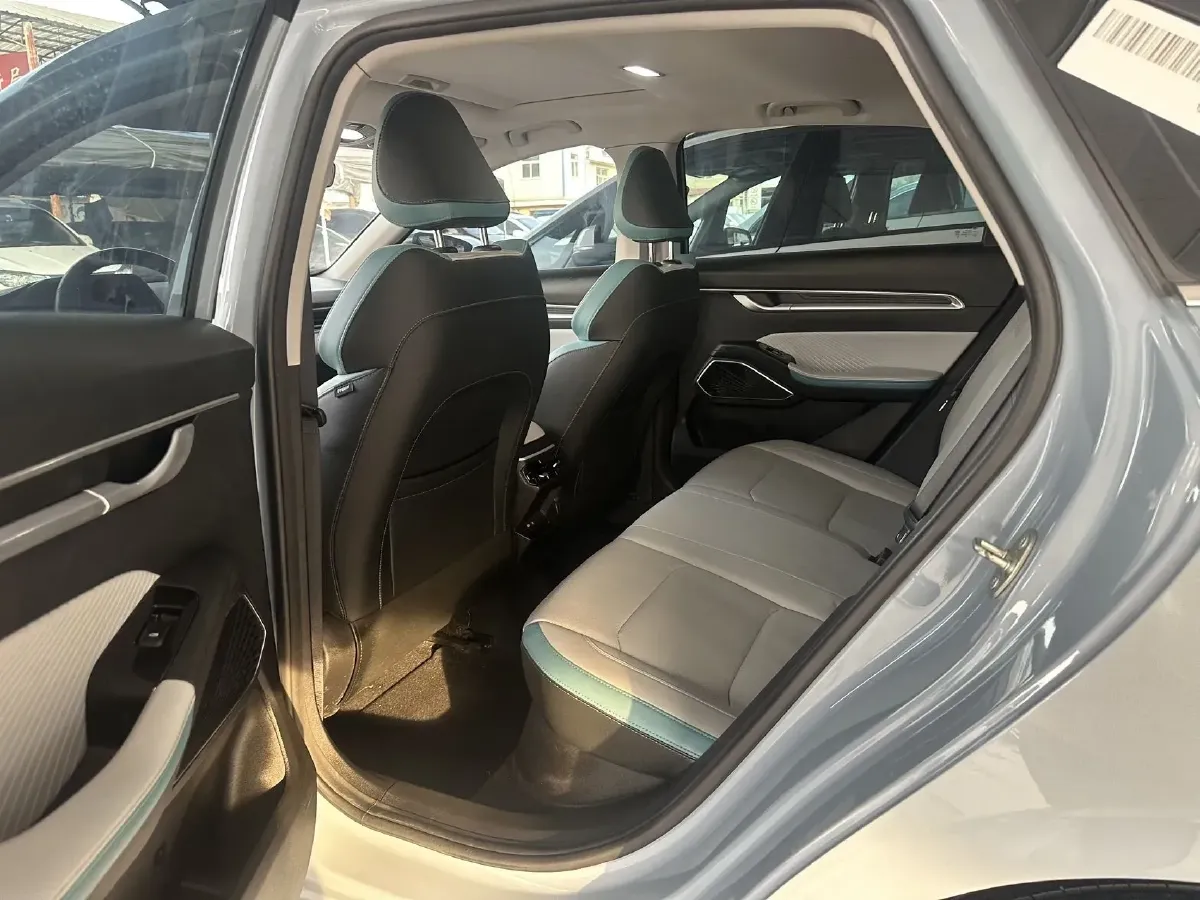 2023 Geely Emgrand 1.5L 127HP L4 CVT,autocango,china used car exporter,china ev exporter,chinese used car exporter,chinese used ev exporter