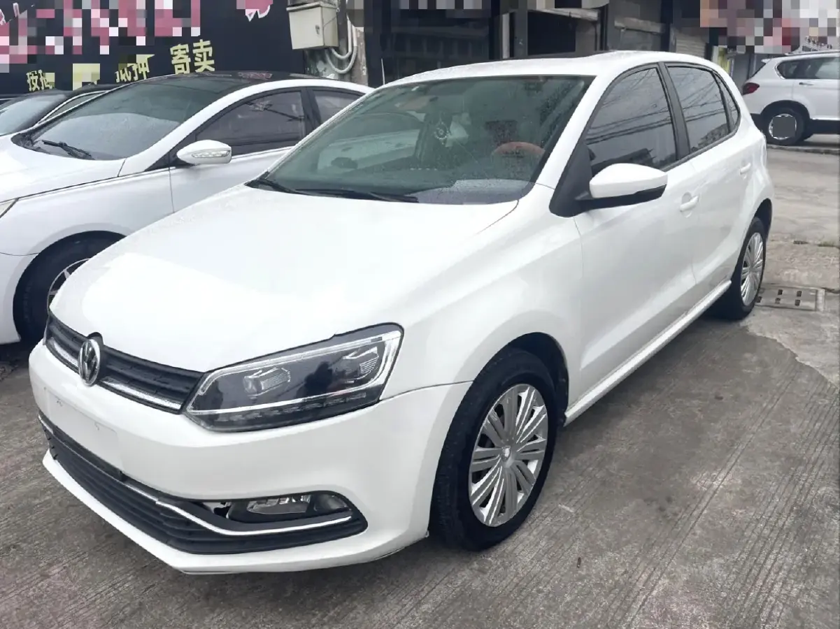 2016 Volkswagen Polo 1.6L 110HP L4 5MT