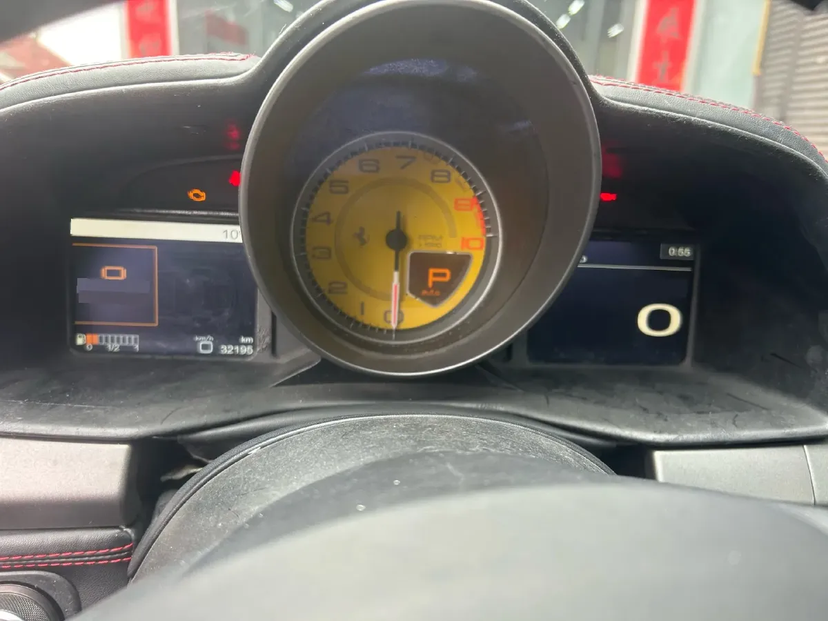 2013 Ferrari 458 4.5L 570HP V8 7DCT,autocango,china used car exporter,china ev exporter,chinese used car exporter,chinese used ev exporter