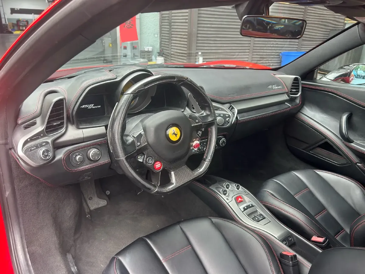 2013 Ferrari 458 4.5L 570HP V8 7DCT,autocango,china used car exporter,china ev exporter,chinese used car exporter,chinese used ev exporter