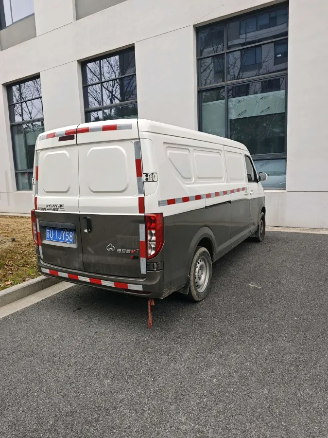 2022 ChangAn KuaYue KuaYueXing V7 1.6L 122HP L4 5MT,autocango,china used car exporter,china ev exporter,chinese used car exporter,chinese used ev exporter