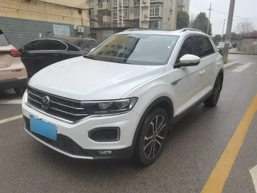 2021 Volkswagen T-Roc 1.4T 150HP L4 7DCT