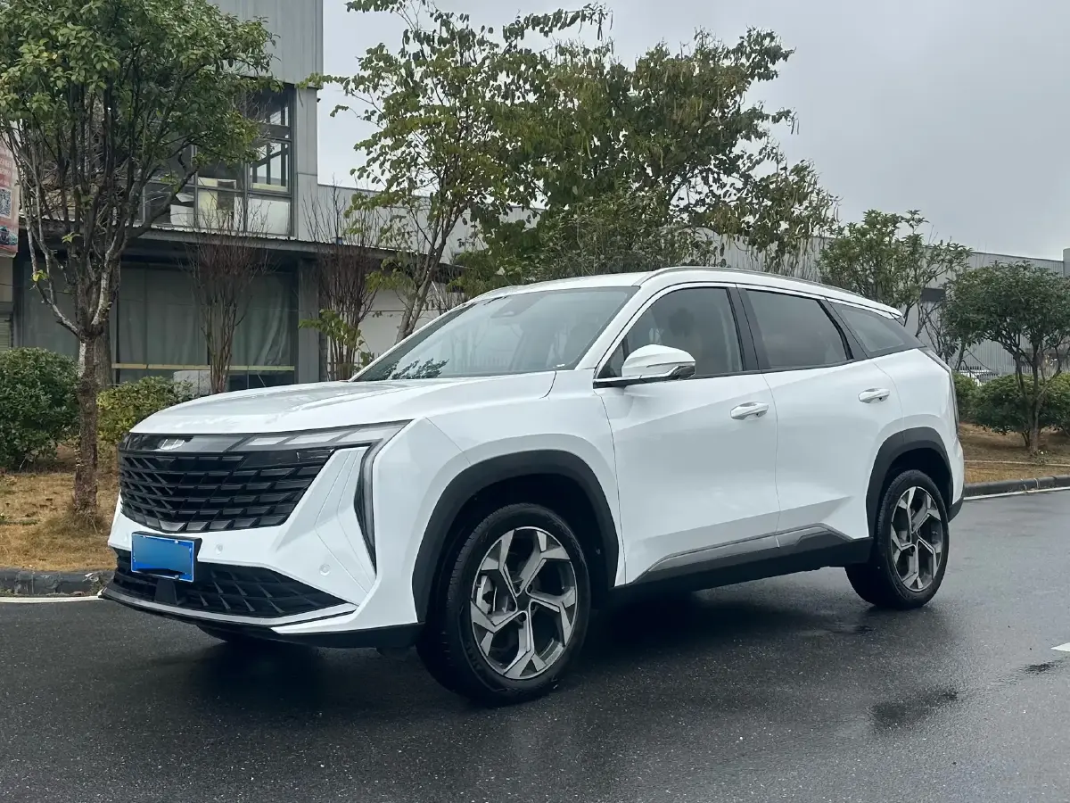 2023 Geely StarRay 1.5T 181HP L4 7DCT