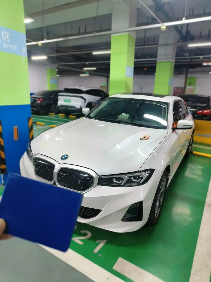 2022 BMW i3 BEV 70KWH