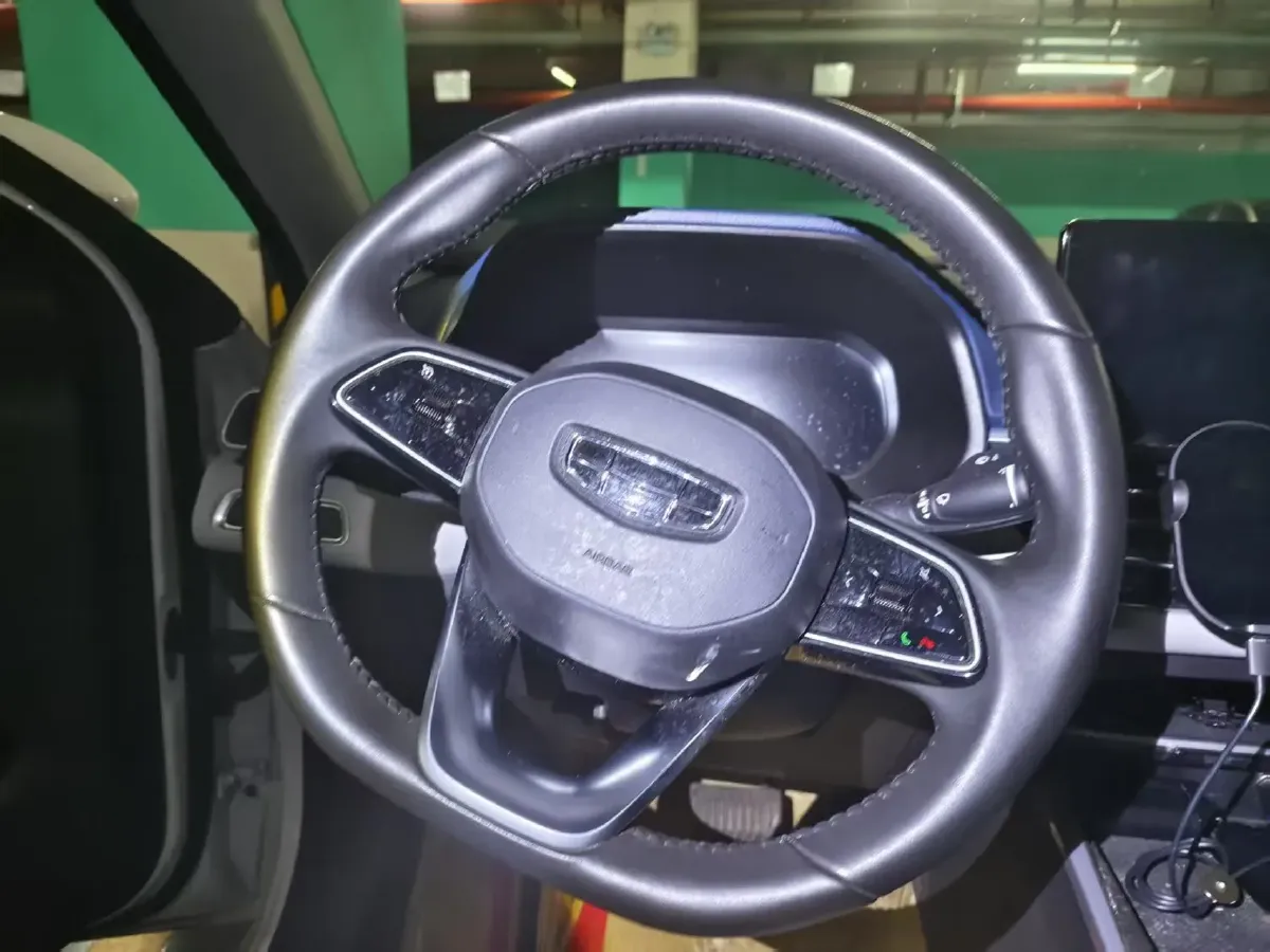 2013 Geely Emgrand Classic 1.8L 139HP L4 CVT,autocango,china used car exporter,china ev exporter,chinese used car exporter,chinese used ev exporter