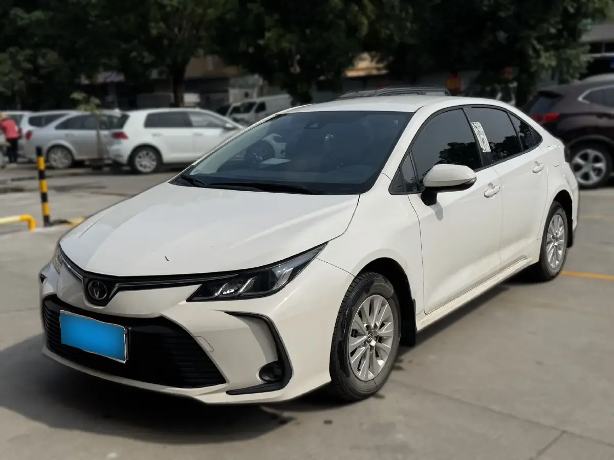 2021 Toyota Corolla 1.2T 116HP L4 CVT