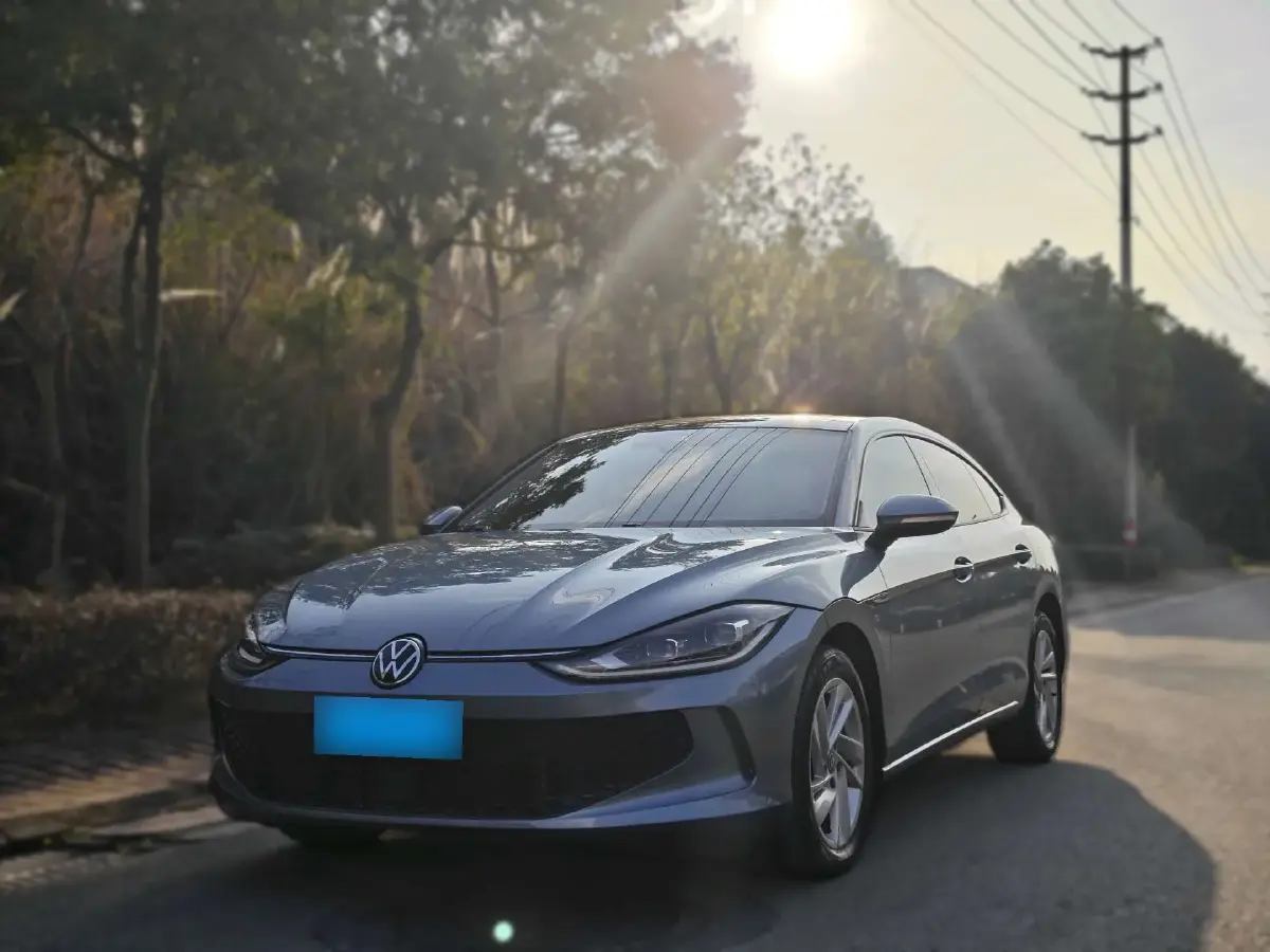 2022 Volkswagen Lamando 1.4T 150HP L4 7DCT