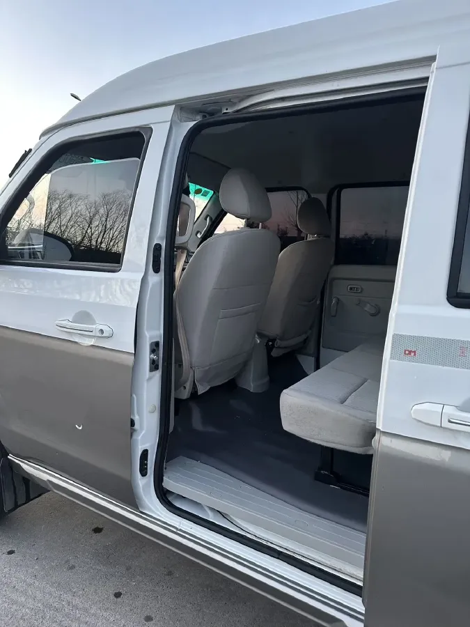 2023 JinBei New Sea Lion S 1.6L 116HP L4 5MT,autocango,china used car exporter,china ev exporter,chinese used car exporter,chinese used ev exporter