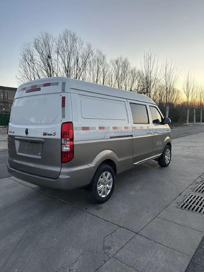 2023 JinBei New Sea Lion S 1.6L 116HP L4 5MT,autocango,china used car exporter,china ev exporter,chinese used car exporter,chinese used ev exporter