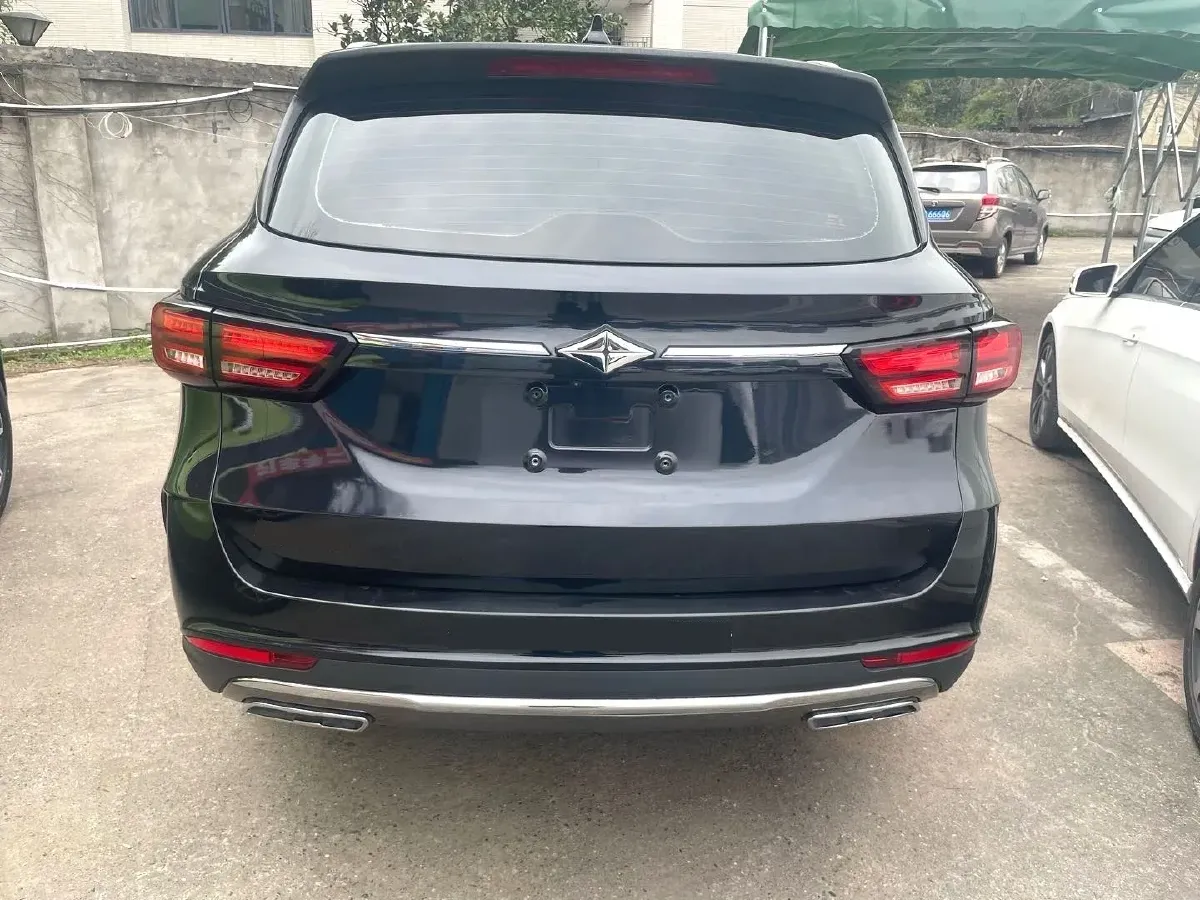 2021 BAIC RuiXiang RuiXiang X5 1.5T 156HP L4 6MT,autocango,china used car exporter,china ev exporter,chinese used car exporter,chinese used ev exporter