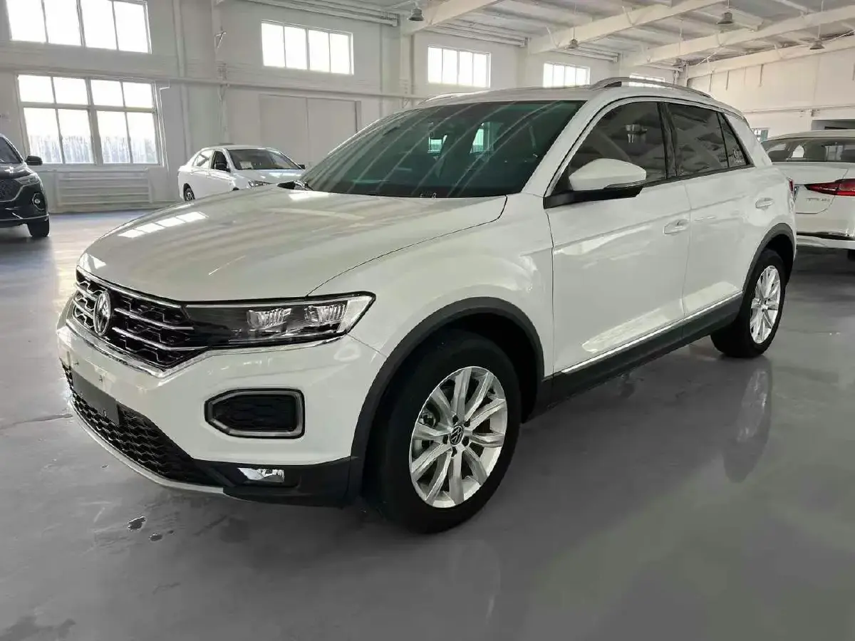 2022 Volkswagen T-Roc 1.4T 150HP L4 7DCT