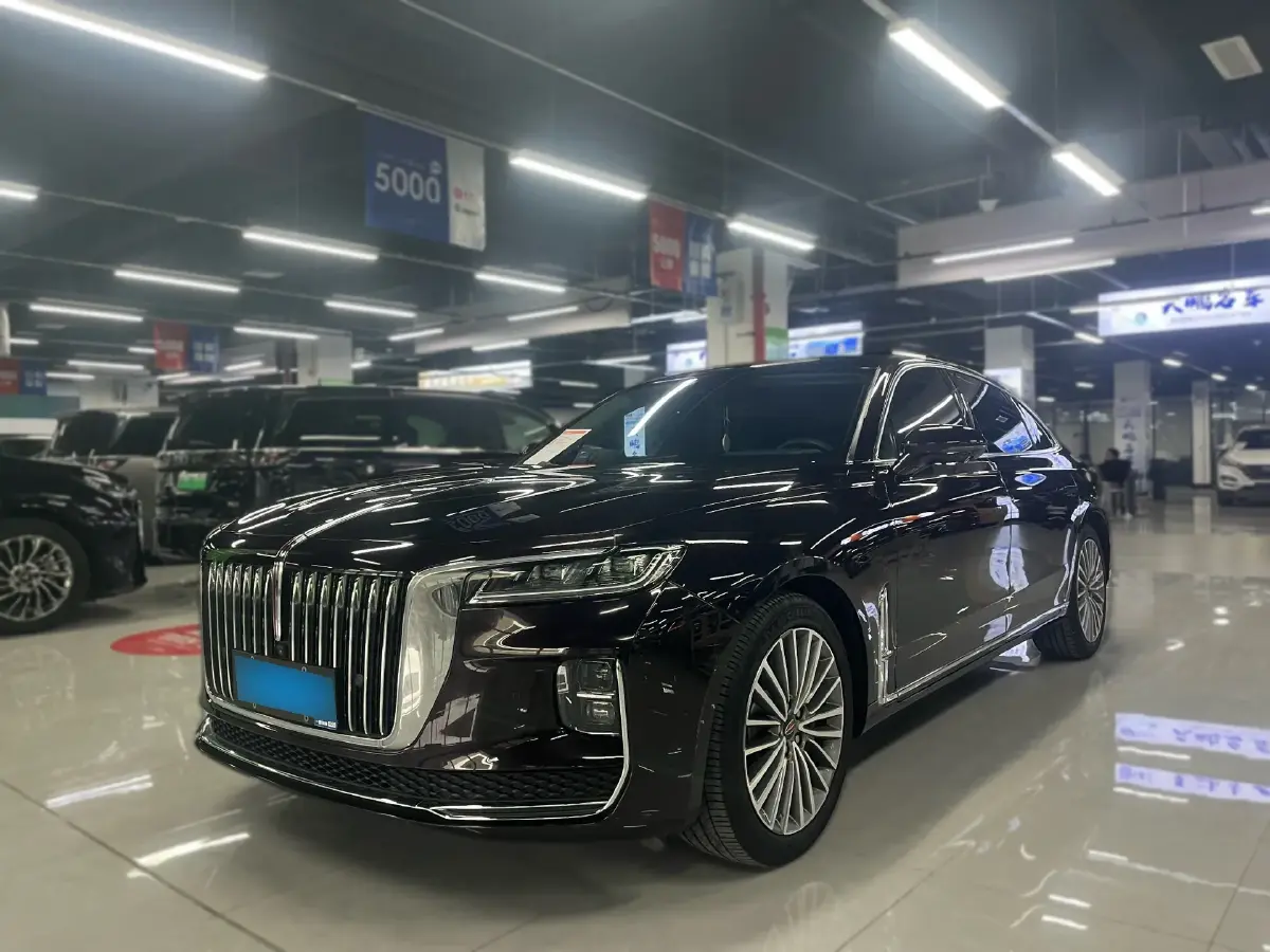 2020 HongQi H9 2.0T 252HP L4 7DCT