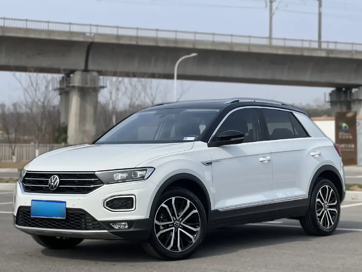 2022 Volkswagen T-Roc 1.4T 150HP L4 7DCT