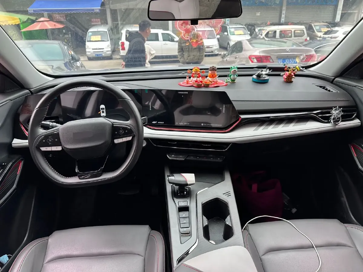 2023 ChangAn Oshan X5 Plus 1.5T 188HP L4 7DCT,autocango,china used car exporter,china ev exporter,chinese used car exporter,chinese used ev exporter