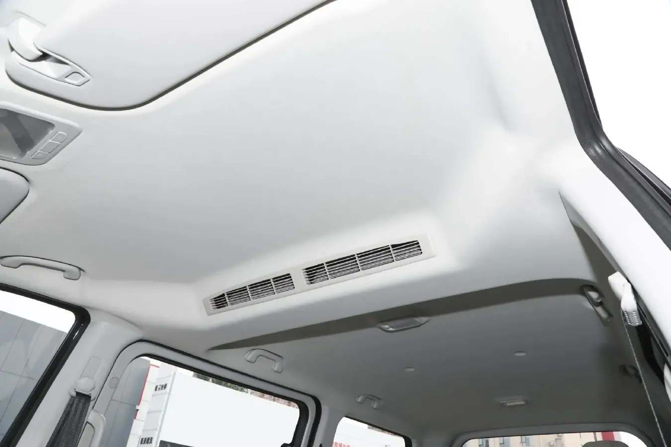 2024 DongFeng Forthing LingZhi Plus 1.5T 190HP L4 6MT,autocango,china used car exporter,china ev exporter,chinese used car exporter,chinese used ev exporter