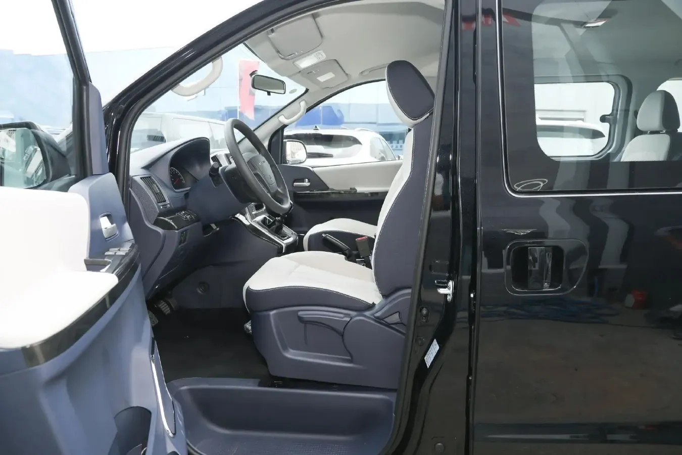 2024 DongFeng Forthing LingZhi Plus 1.5T 190HP L4 6MT,autocango,china used car exporter,china ev exporter,chinese used car exporter,chinese used ev exporter