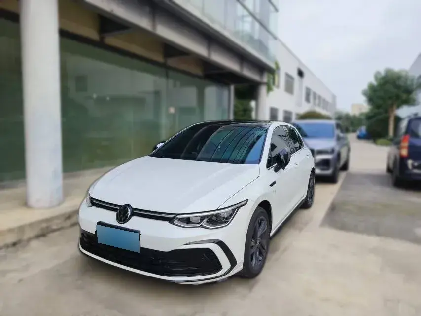 2024 Volkswagen Golf 1.4T 150HP L4 7DCT