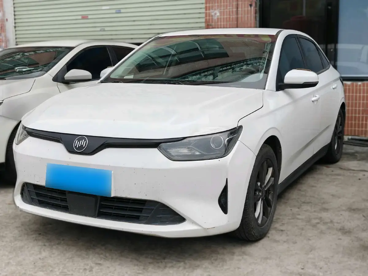 2021 Weltmeister E.5 BEV 58.589KWH