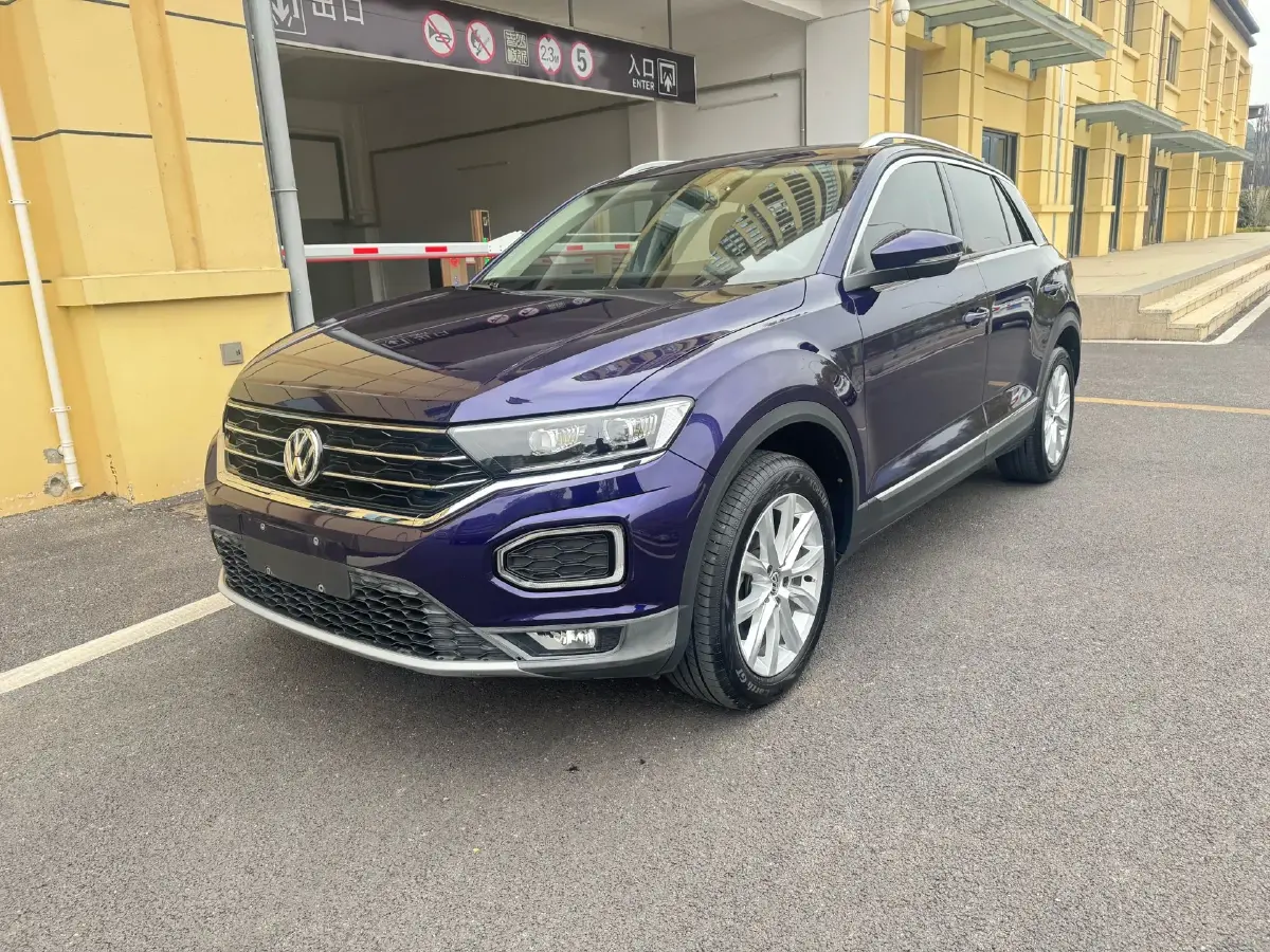2020 Volkswagen T-Roc 1.4T 131HP L4 7DCT