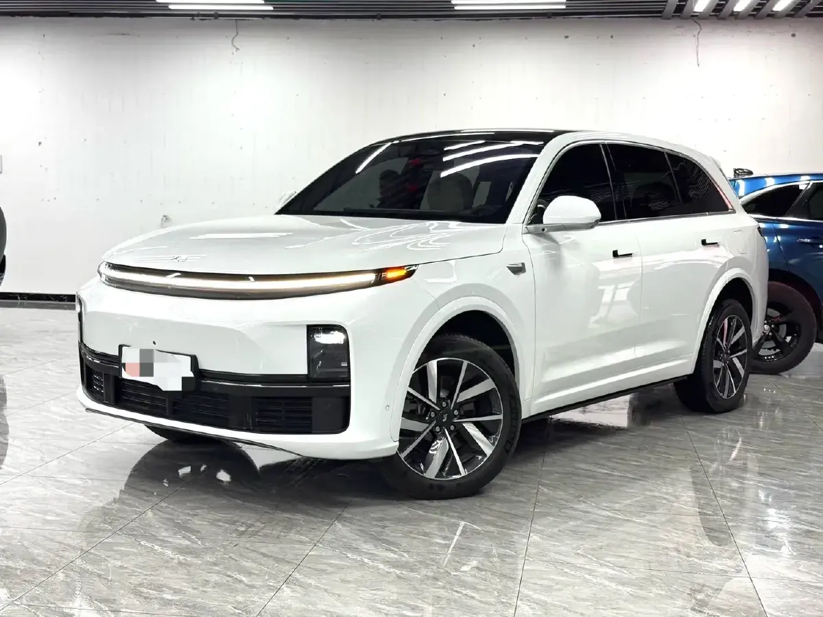 2023 Li L7 Range Extended 154HP REEV 40.9KWH