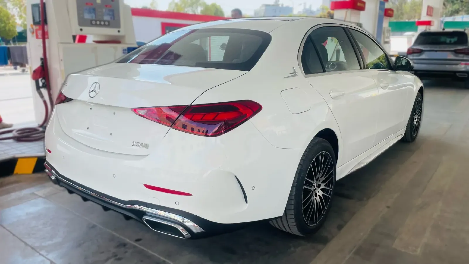 2025 Mercedes-Benz C Class 1.5T 204HP L4 9AT,autocango,china used car exporter,china ev exporter,chinese used car exporter,chinese used ev exporter